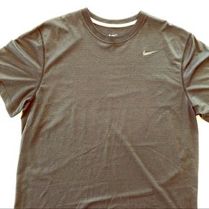 Men’s Nike Striped Dryfit T-shirt